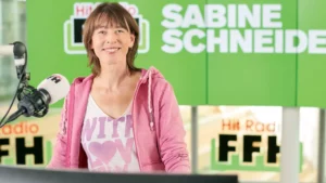 SABINE SCHNEIDER